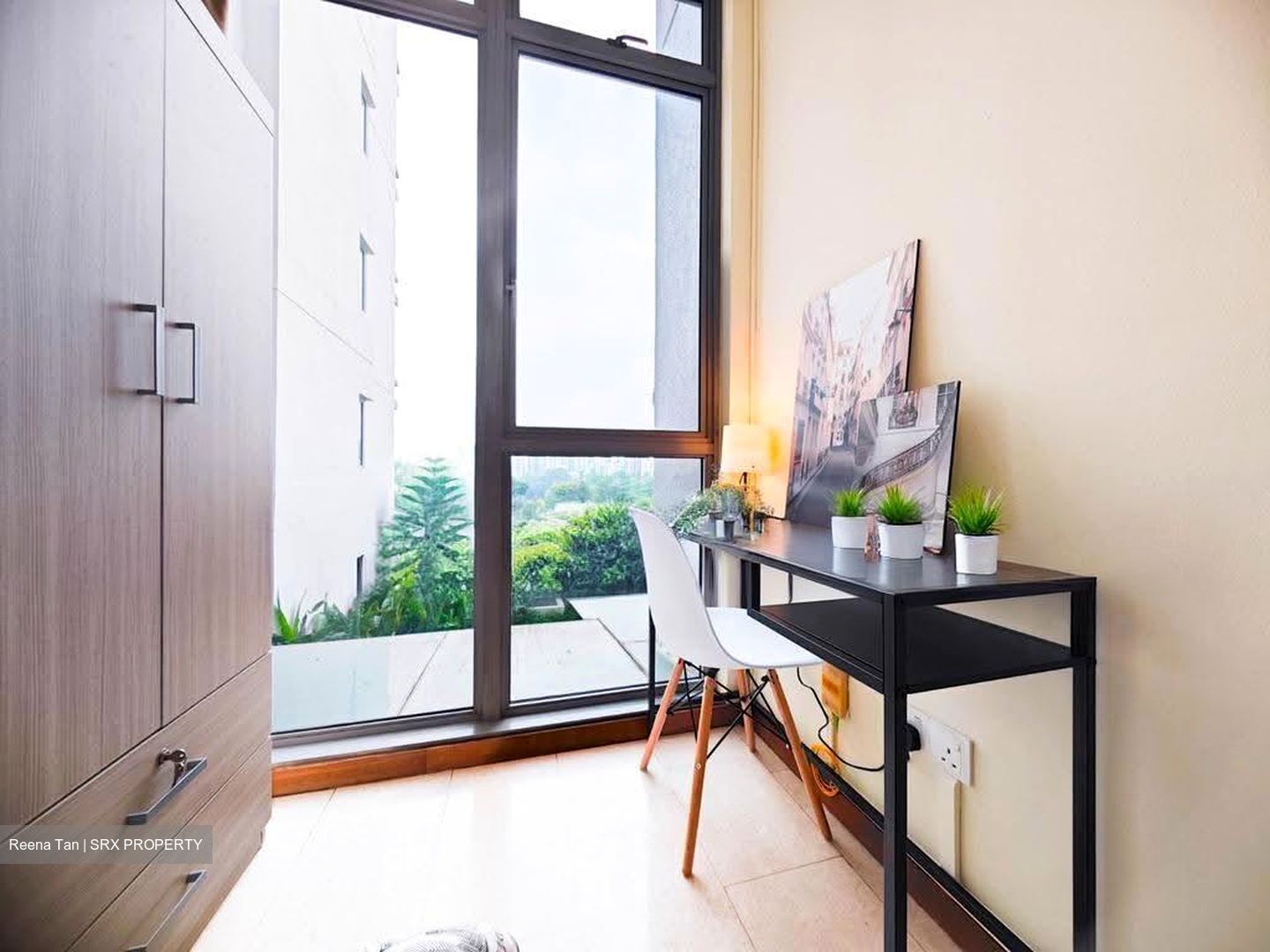 The Lakeshore (D22), Condominium #610143221